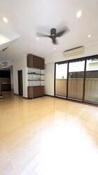 Holland Link (D10), Terrace #509647071